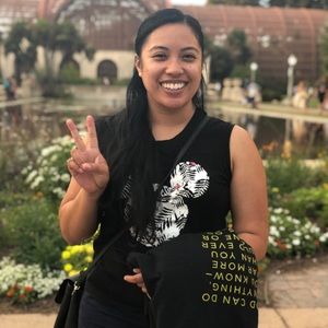 Meet your Posher, Julie